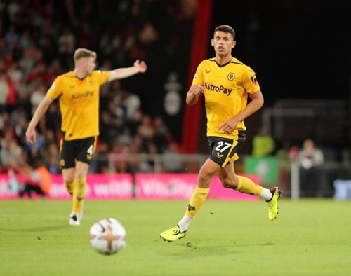 中国冰壶男队5-2轻取菲律宾：迎落选赛三连胜！对手遭压制提前认输